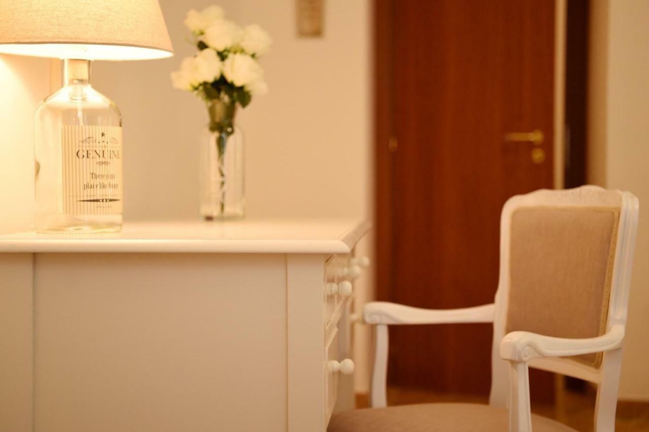 نابولي B&B Bonnes Suites المظهر الخارجي الصورة