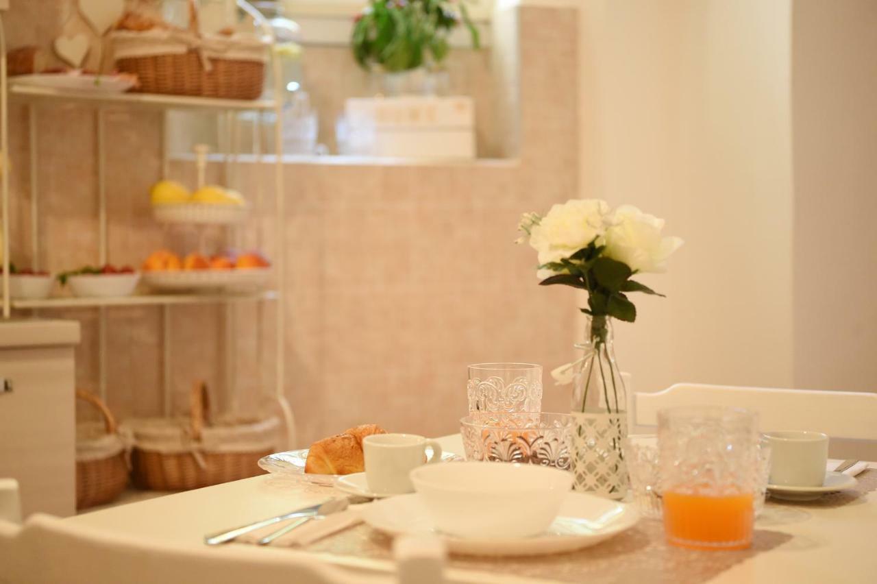 نابولي B&B Bonnes Suites المظهر الخارجي الصورة