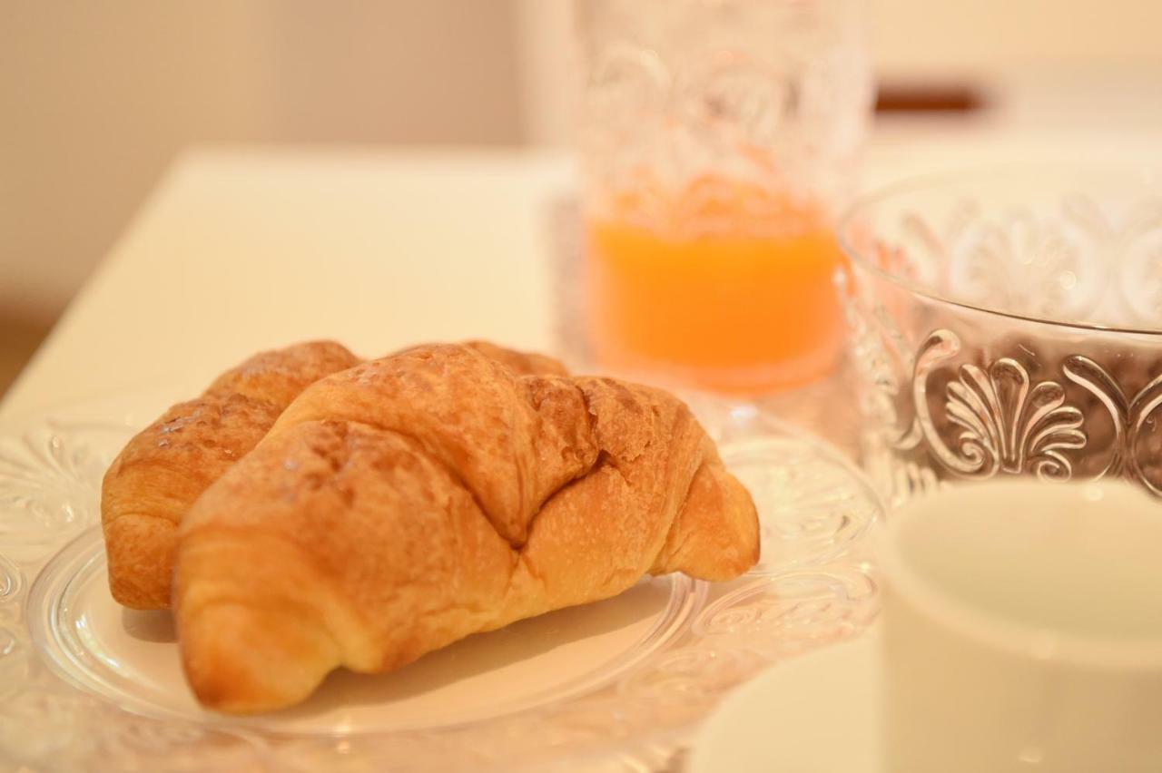 نابولي B&B Bonnes Suites المظهر الخارجي الصورة